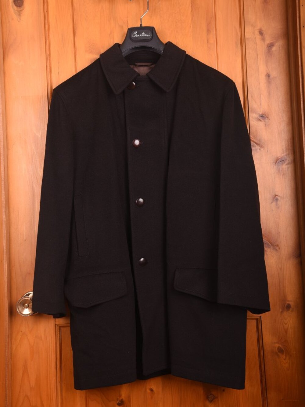 Corneliani Italy Men's 100% Virgin Wool Overcoat Black Coat Size 48 IT / 38 US